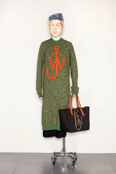 Look 26